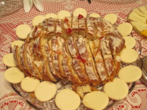 Christmas bread, Cardamom Bread, Anise Cookies, lace table cloth,  Swedish Kardemummakrans,