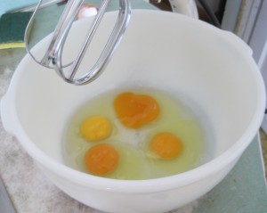 cracked eggs in bowl, glass mixing bowl, Mix Master, eggs,